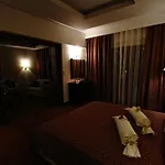 Hotel Siris